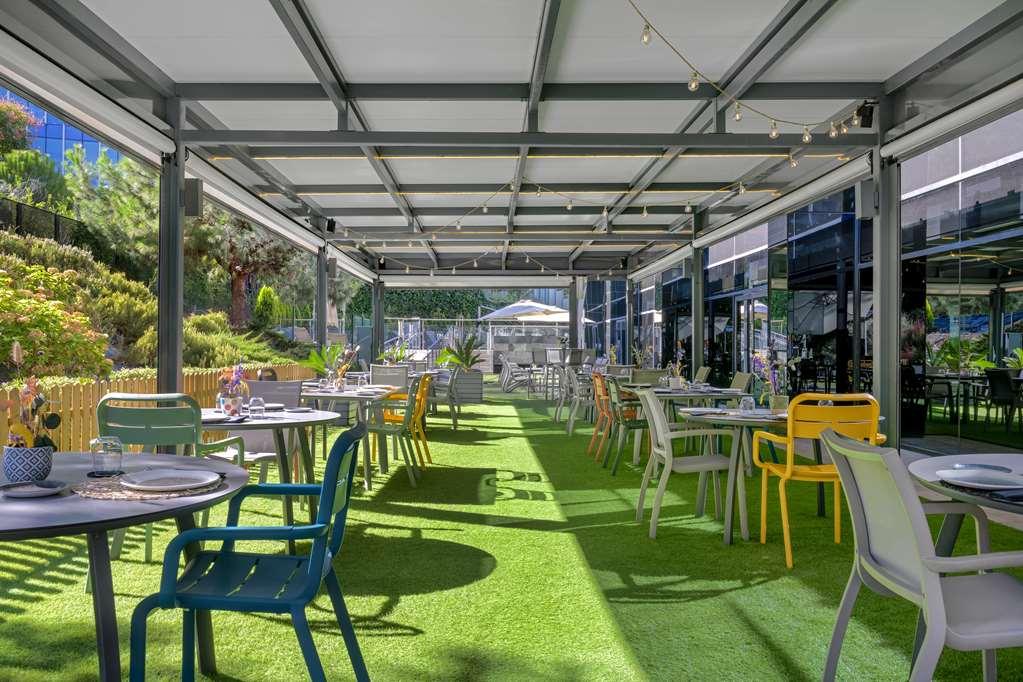 Nh Ribera Del Manzanares Hotel Madrid Exterior photo