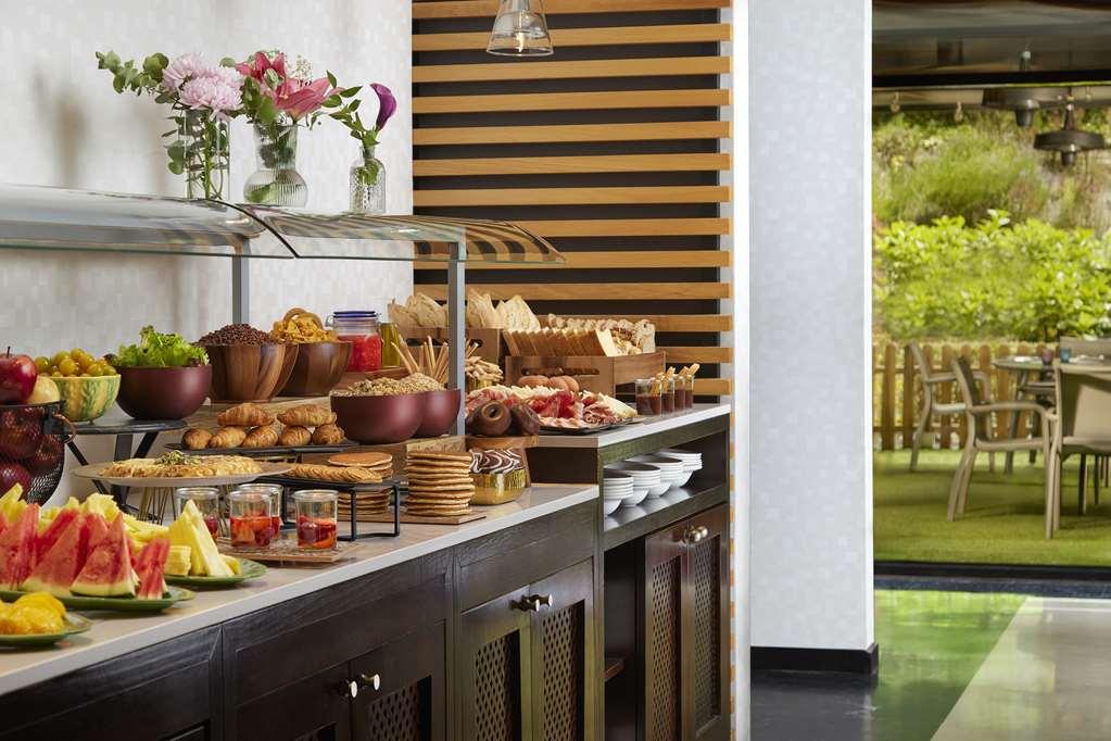Nh Ribera Del Manzanares Hotel Madrid Restaurant photo