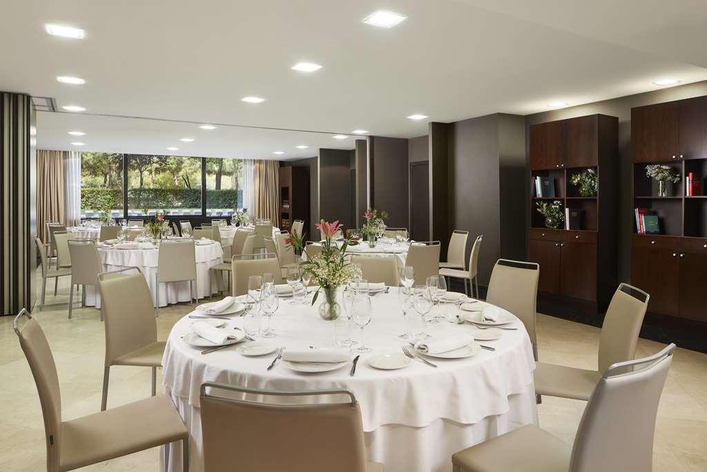 Nh Ribera Del Manzanares Hotel Madrid Facilities photo